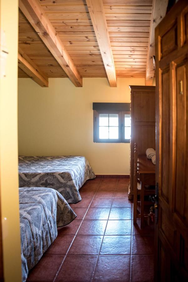 Hospedaje Rural Casa Parri Poveda de la Sierra Esterno foto