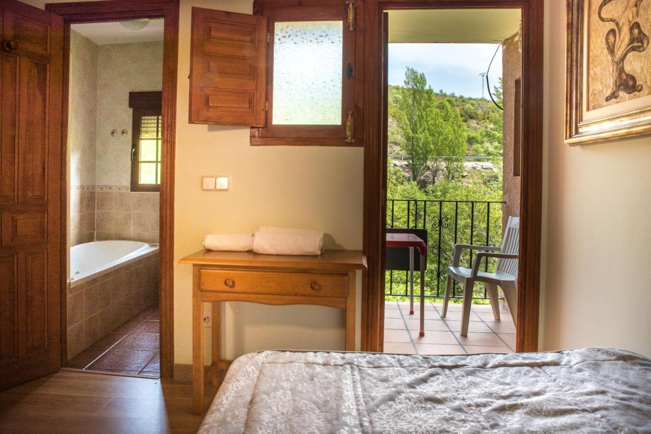 Hospedaje Rural Casa Parri Poveda de la Sierra Esterno foto