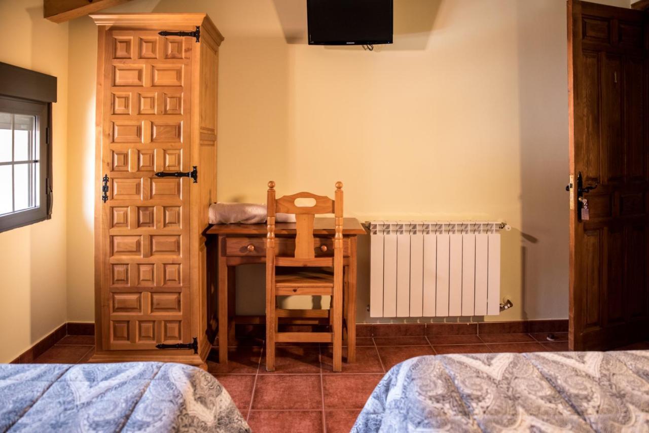 Hospedaje Rural Casa Parri Poveda de la Sierra Esterno foto