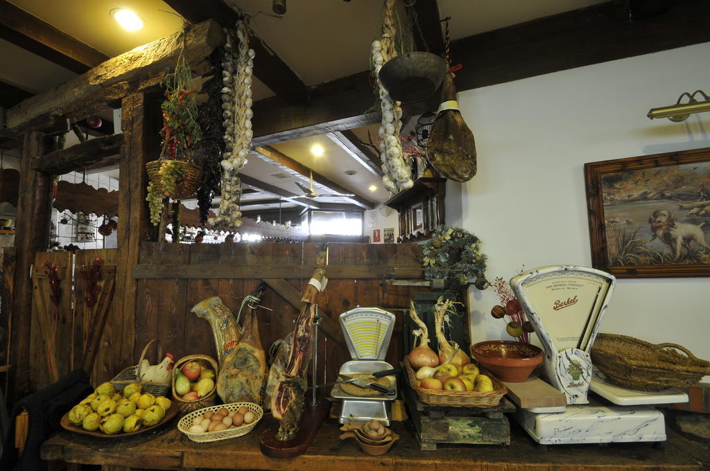 Hospedaje Rural Casa Parri Poveda de la Sierra Esterno foto